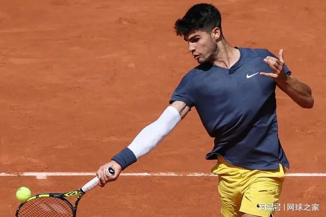 馆的教育与 馆的教育与